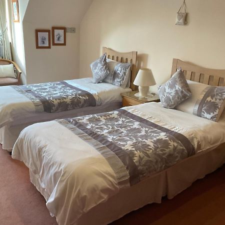 Ronaldsvoe Bed And Breakfast Fort William Exteriör bild