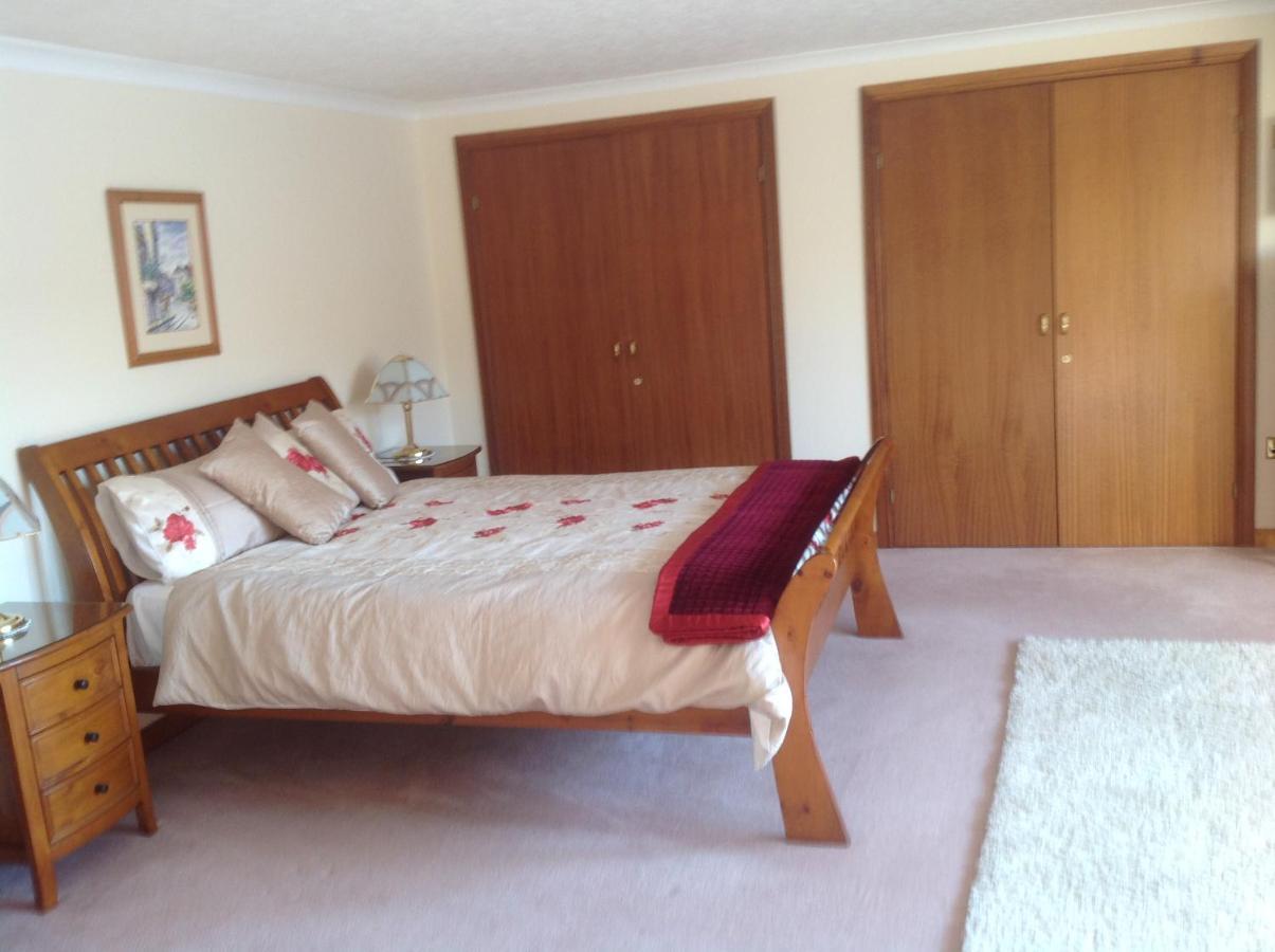 Ronaldsvoe Bed And Breakfast Fort William Exteriör bild