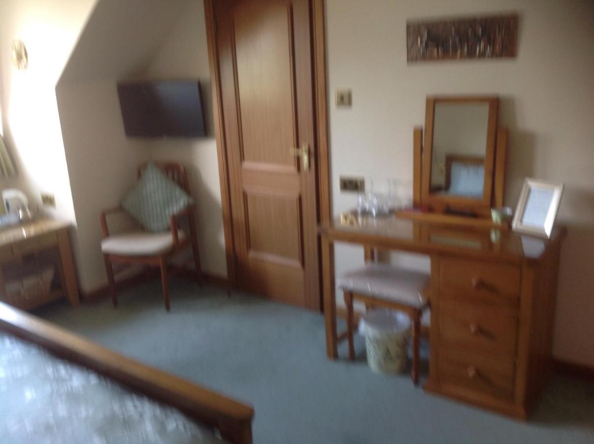 Ronaldsvoe Bed And Breakfast Fort William Exteriör bild