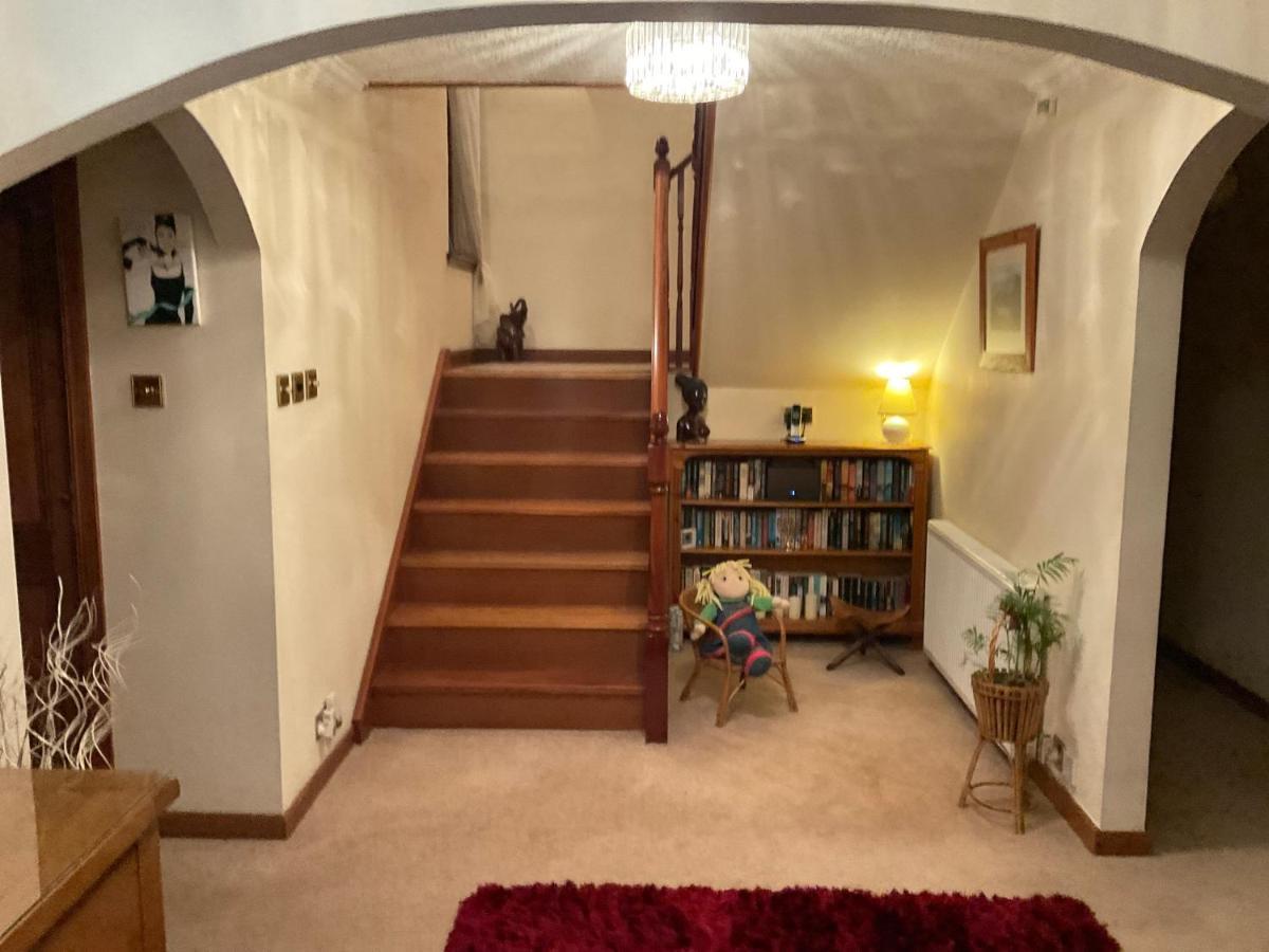 Ronaldsvoe Bed And Breakfast Fort William Exteriör bild